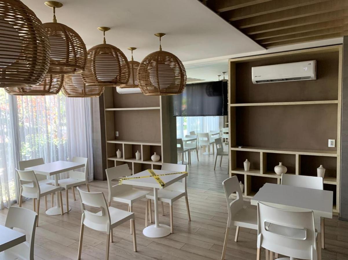 Motel Okura Villas Y Suites Guadalajara Ngoại thất bức ảnh